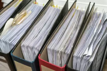 segregatory z dokumentami